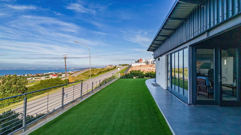 4 Bedroom Property for Sale in Tergniet Western Cape